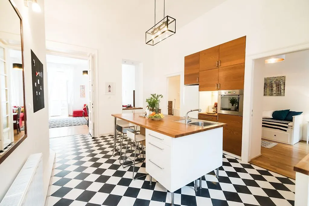 Anker Apartment At Deak Sq. Budapest 0*,  Hungary