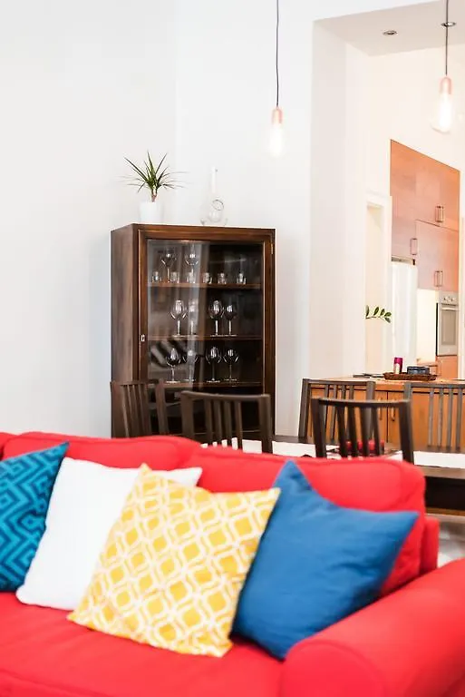 Anker Apartment At Deak Sq. Budapest Hungary