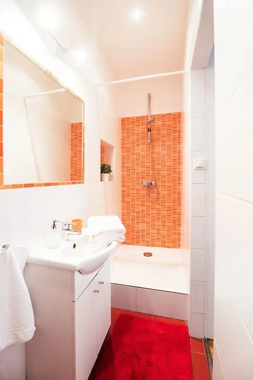 Anker Apartment At Deak Sq. Budapest
